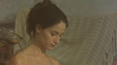 Cuck GF ស្រឡាញ់និងថ្វាយបង្គំ BBC Bull របស់នាង
